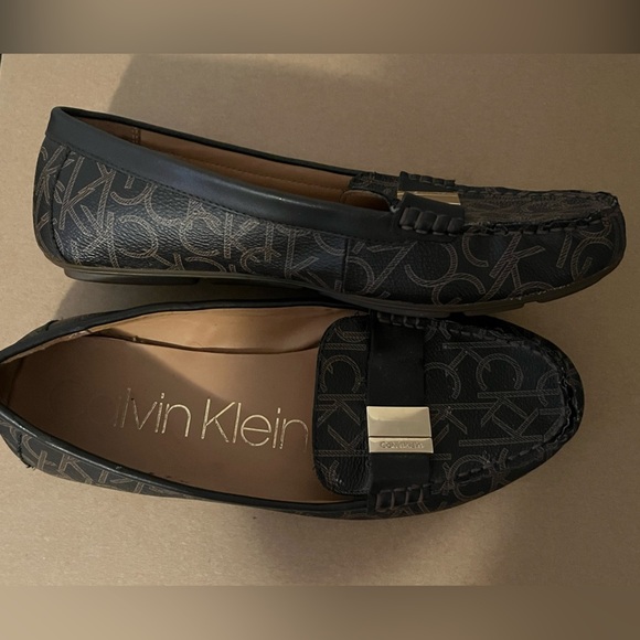 Classic Calvin Klein Brown Loafers - Picture 12 of 13